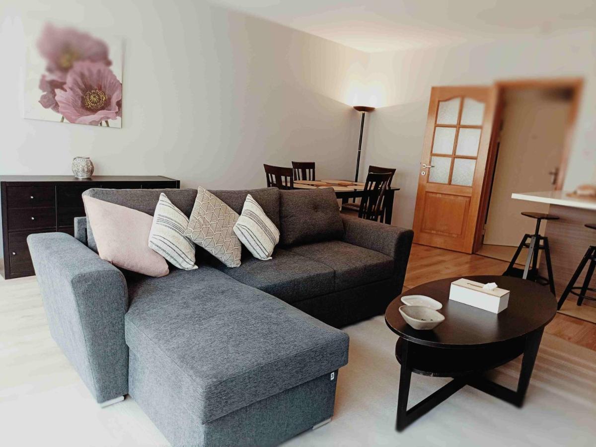 Cozy 2 Bedroom Apartment - Metro Montgomery Brussels Ngoại thất bức ảnh